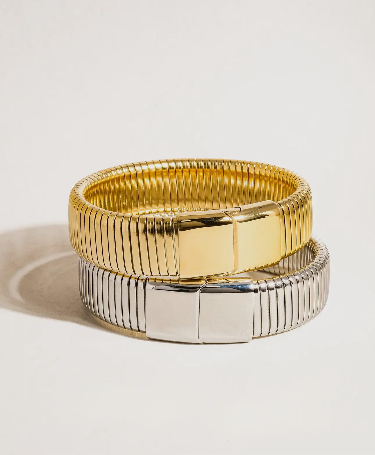 Bangle bracelet