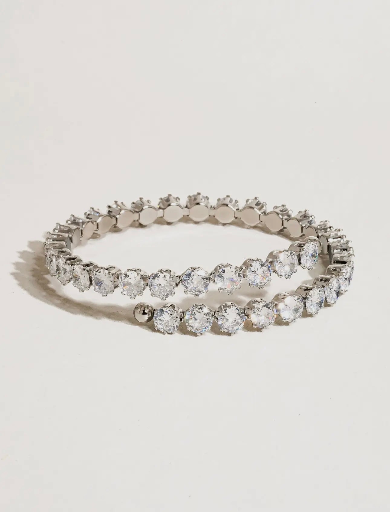 Tennis bracelet