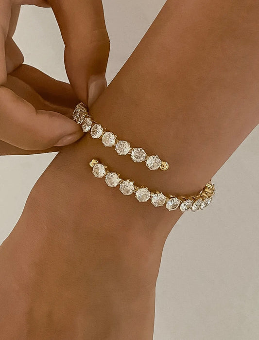 Tennis bracelet